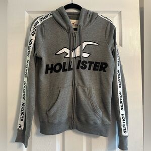 gray hollister hoodie